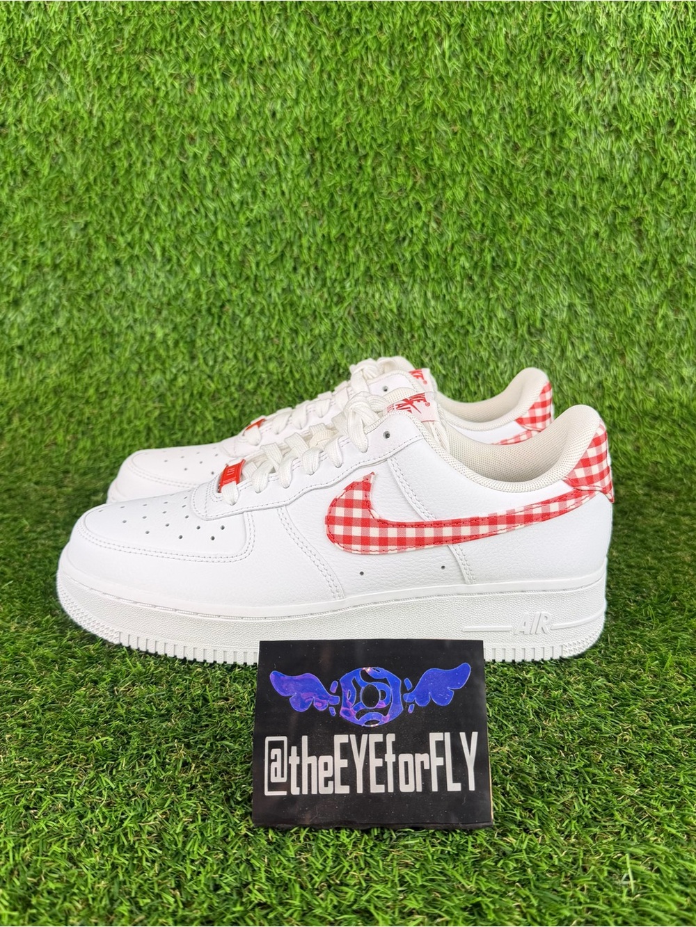 NEW Nike Air Force 1 Low '07 Essential White Red Gingham DZ2784-101 Women’s 8.5 - Picture 3 of 6